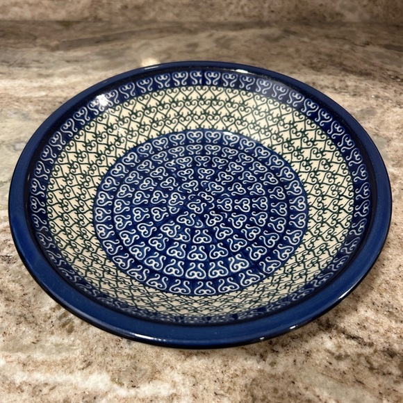 Beautiful Polish Pottery Serving Bowl - Picture 1 of 3